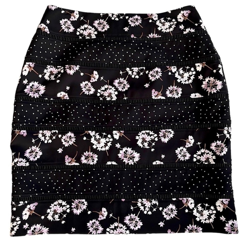 EUC White House Black Market Multi Pattern Skirt - Picture 2 of 7